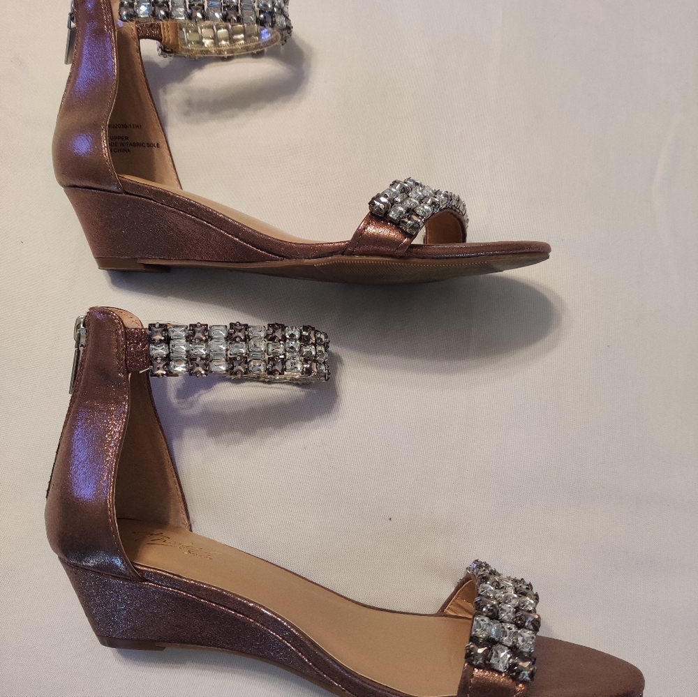 THALIA SODI Elegant Sandals